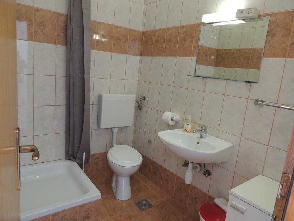 Apartments Barcarola Pag Town Dış mekan fotoğraf